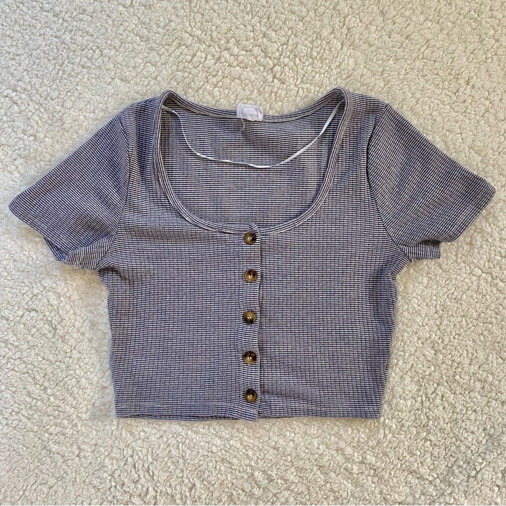 Cotton On crop top
